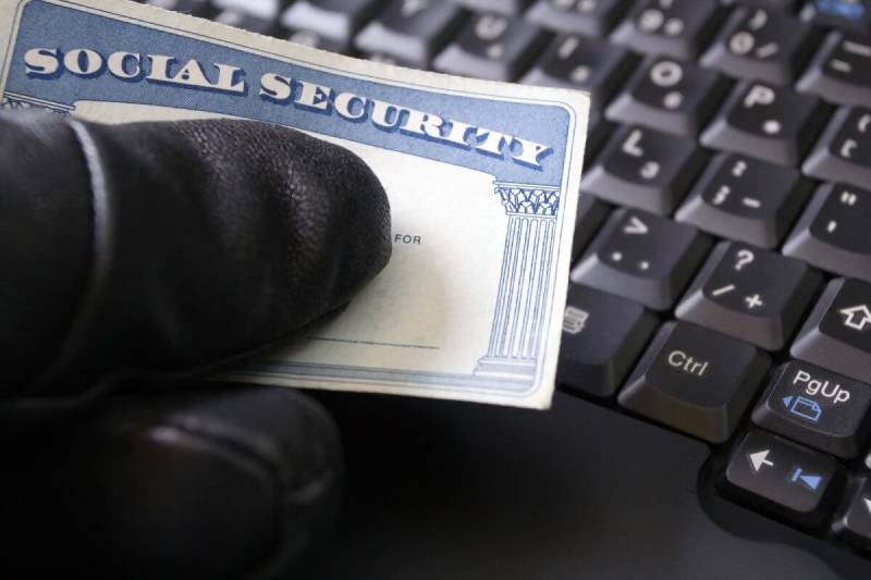 Tax Identity Theft Protection Tips for Oakland Taxpayers